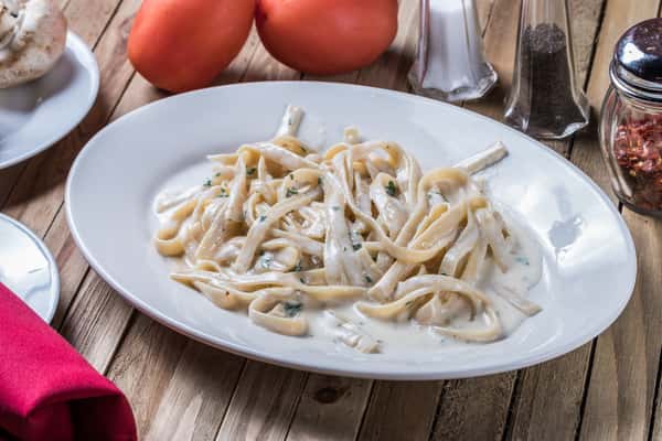 pasta with cream sauce