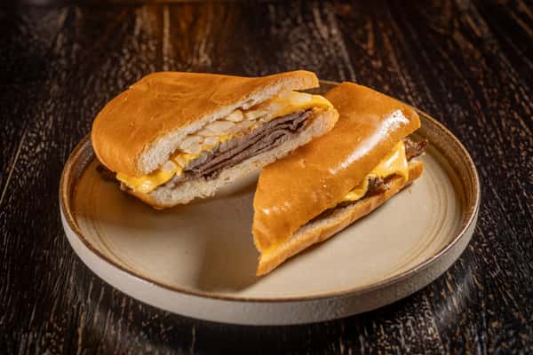 Pan Con Bistec
