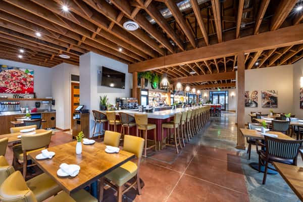 Dining Area and Bar