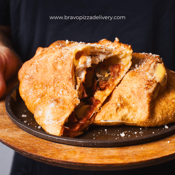 Baja Bueno Calzone