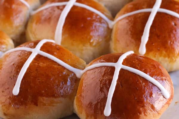 Hot cross buns