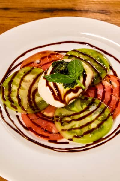 Burrata Caprese