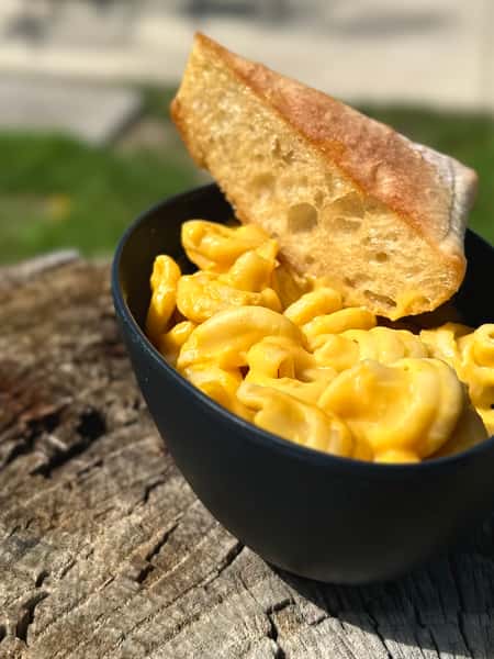 Mac N' Cheezy