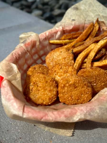 Chikin' Nuggets & Fries