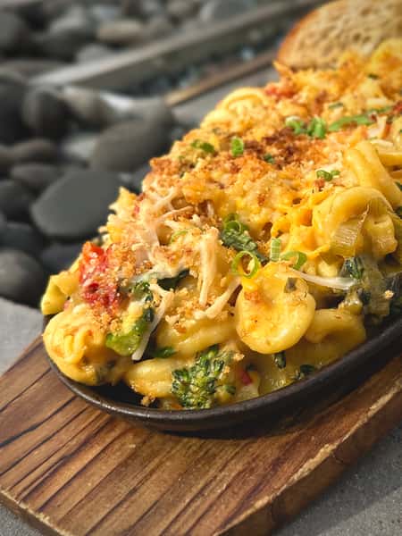 Loaded Mac N' Cheezy Bowl