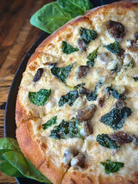 Tuffle Love Pizza