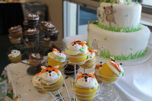 Baby shower dessert table