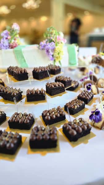 mini cakes