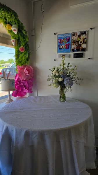 gift table
