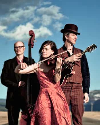 Taakara Family Band