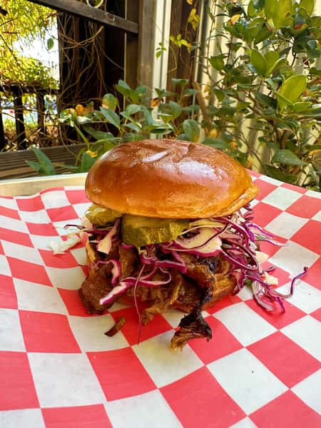 bbq sandwich