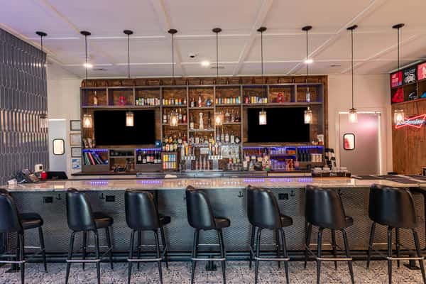 Front Bar