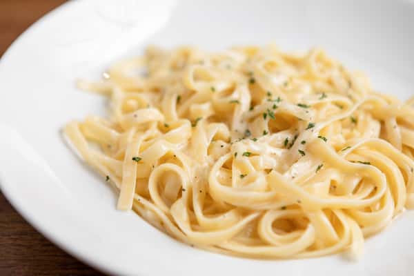 Fettuccini Alla Alfredo