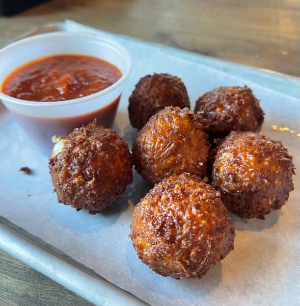 Pesto Pepperoni Poppers