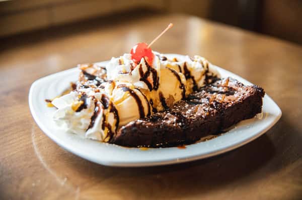 brownie sundae