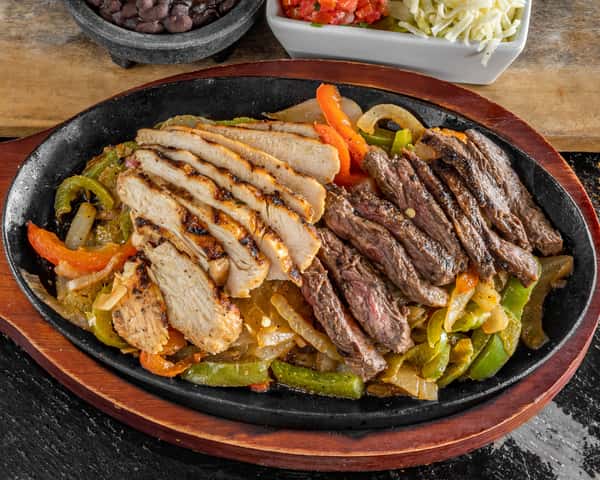 STEAK AND CHICKEN FAJITA