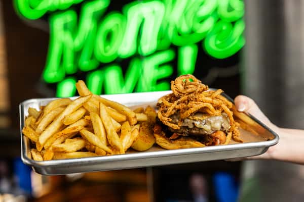 Steakhouse Bacon Burger