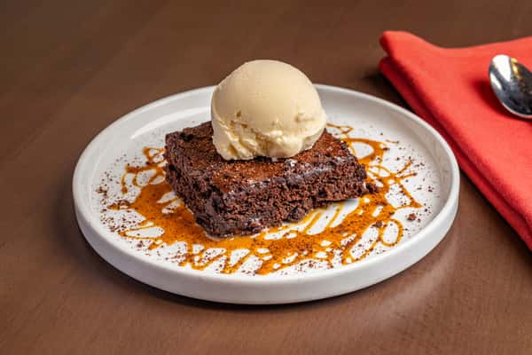 Brownie with Vanilla Ice Cream