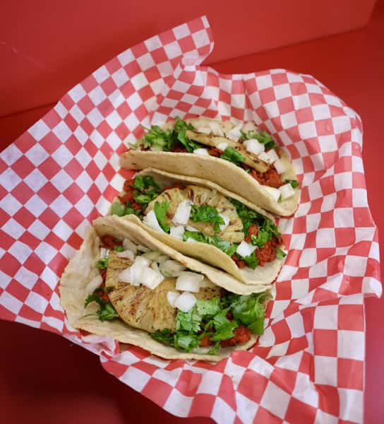 Trío de Tacos / Taco Trio