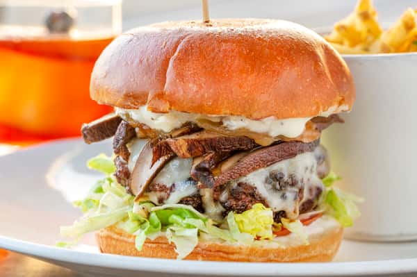 Santa Carota Steak Burger