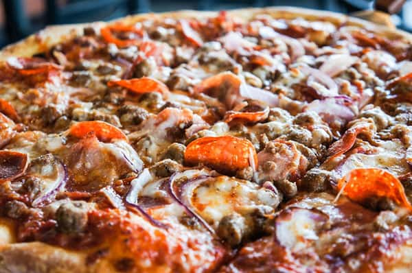 meat pizza.png