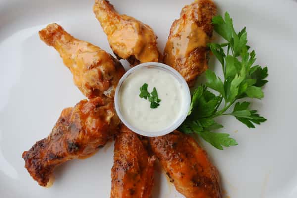 10 wings (+5 free)