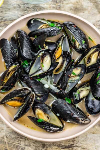 MEDITERRANEAN MUSSELS