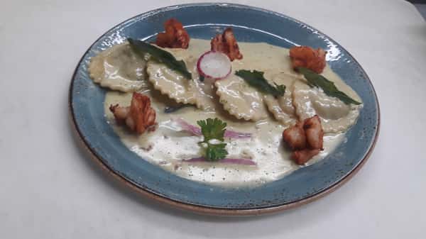 Mushrooms & Cheese Ravioli