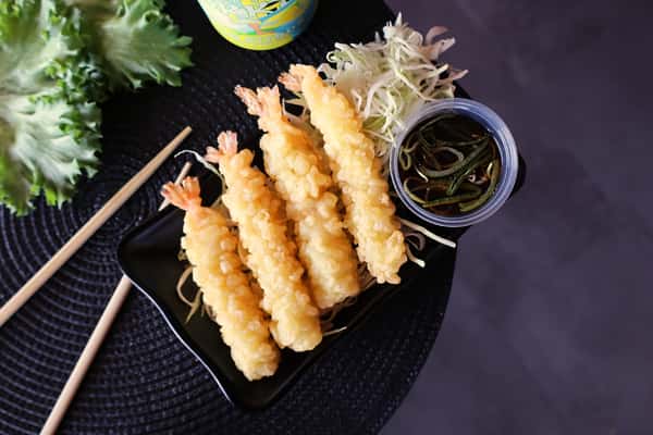 Shrimp tempura エビの天ぷら