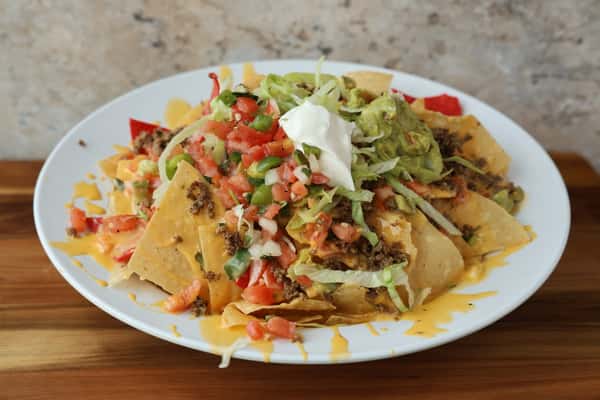Grande Nachos - Ground Beef