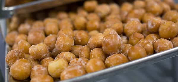 12 Donut Holes