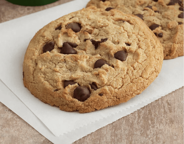 Chocolate Chip Cookie