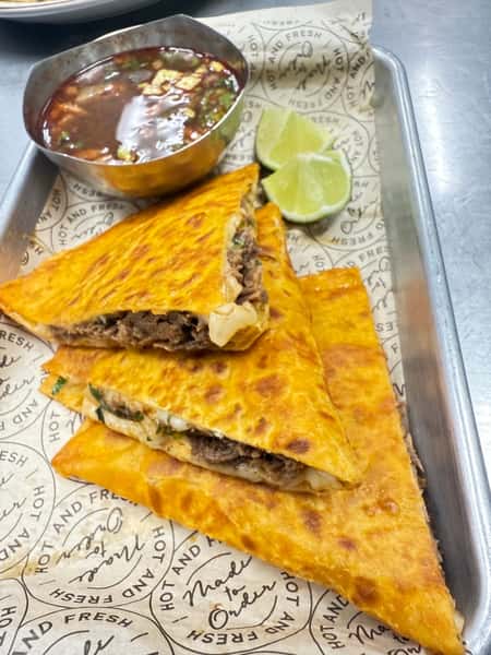 HALF QUESI-BIRRIA