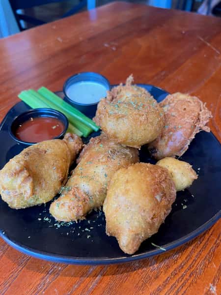 Beer Battered Wings (6)