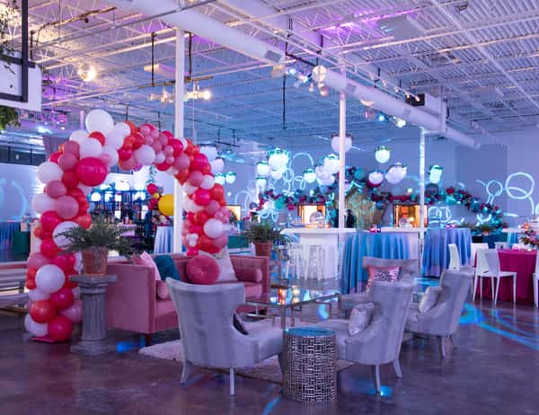 90's Prom Party decorations