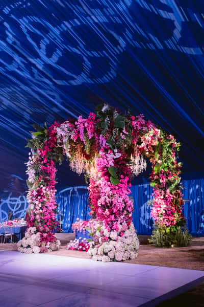 Bold: Flowers