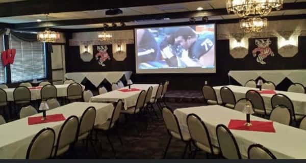 Tailgates and Sporting Events/Big Screen