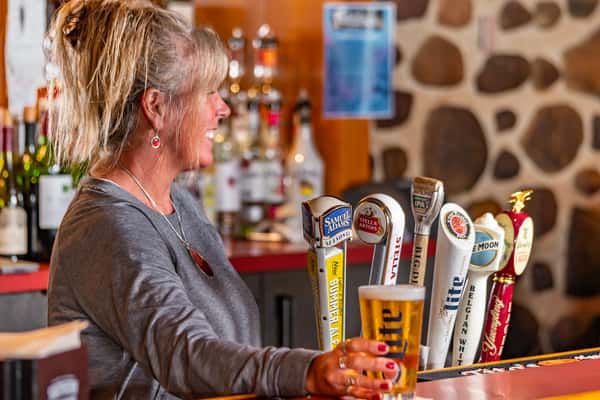 Action shot bar