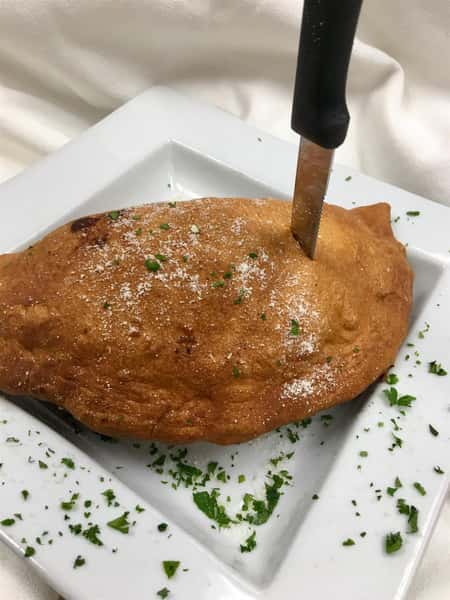 Calzone: Mozzarella and Ricotta Cheese