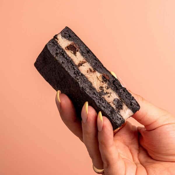 Cookies & Cream Soft Serve Sandwich