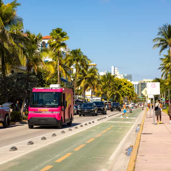 BANANA DADDY TRUCK DRIVING DOWN OCEAN DRIVE