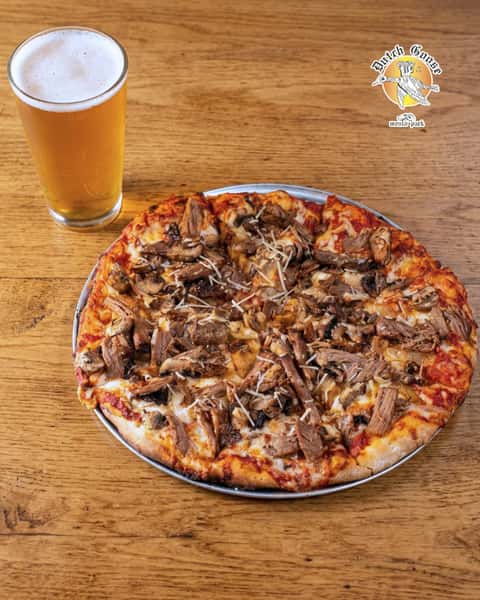 Some days are made for doing absolutely nothing... except deciding what to eat.
A few clicks later, you've got one less thing on your to-do list.
Order online and keep your day running smoothly. Link in bio.
#DutchGoose #MenloPark #MenloParkEats #BayAreaFoodie #SiliconValleyEats #PeninsulaFood #SupportLocal #Since1966 #GooseIsLoose #BurgersAndBrews
