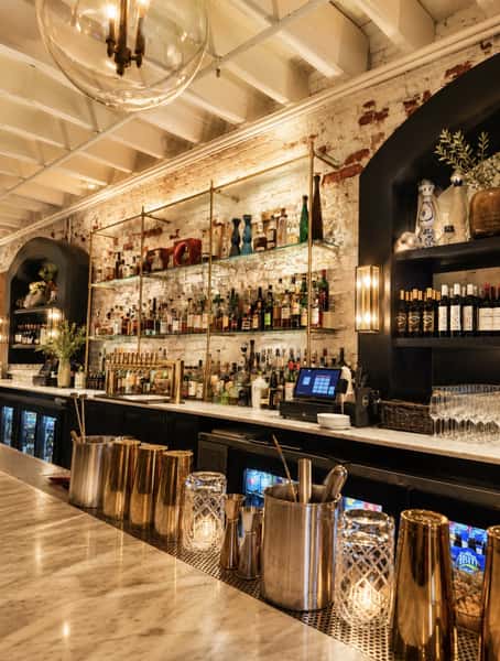 bar