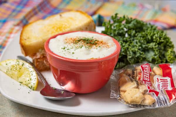 1/2 Sandwich and Cup of Soup or Salad