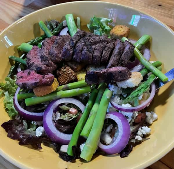 Steak & Asparagus Salad