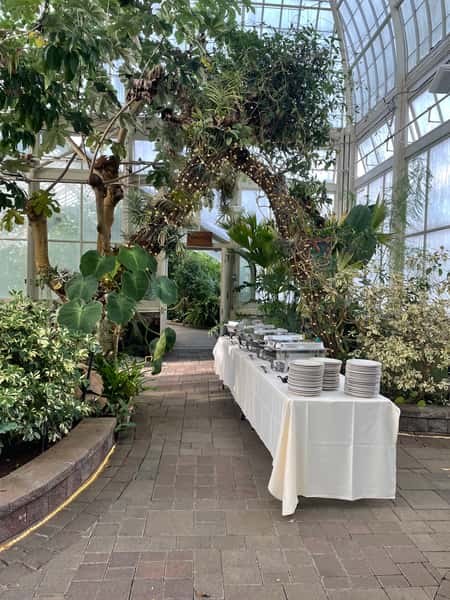 Botanical Gardens Buffet