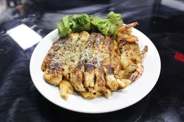 Chicken N Shrimp Pasta