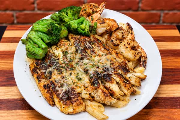 Genre Chicken & Shrimp Pasta