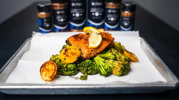 SALMON & BROCCOLI