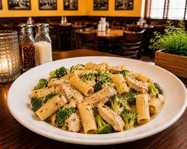 Rigatoni Chicken & Broccoli